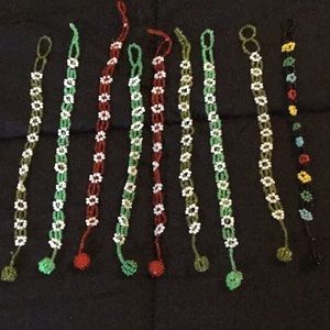 9 beaded bracelets prefect for party favors.